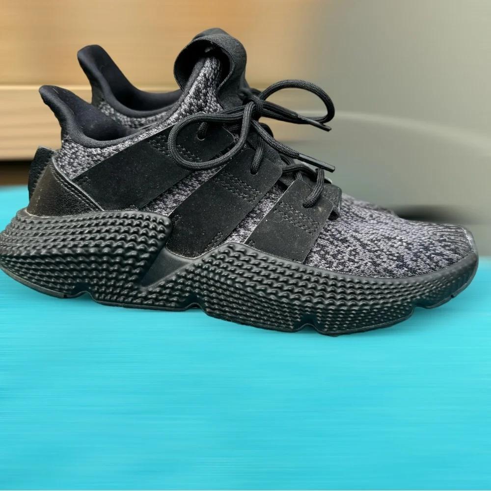 adidas - Picture 4 of 8
